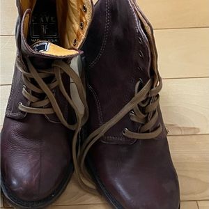 Frye Sabrina Lace-up